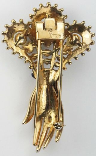 Trifari ' Alfred Philippe  Empress Eugenie ' Gold and Pearls Hand Pin Clip 6