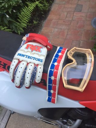 Vintage Pawtectors Moto X Fox Gloves Hondaline Motocross Goggles Ricky Johnson