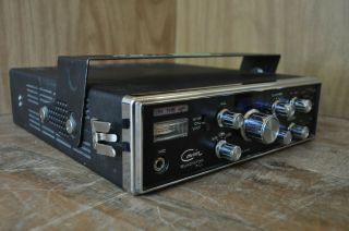 Rare Vintage Courier Gladiator PLL 40 CH SSB CB Radio Large Mobile / Base / 2