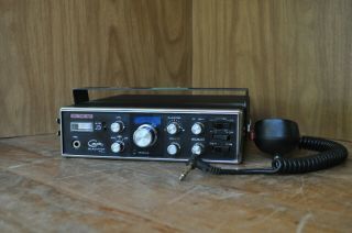 Rare Vintage Courier Gladiator PLL 40 CH SSB CB Radio Large Mobile / Base / 3