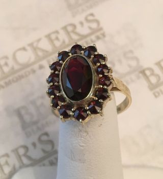 Vintage 14k Yellow Gold Oval & Rose Cut Pyrope Garnet Halo Ring Sz 7.  75,  British