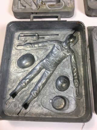 1965 Mattel Thingmaker US Army Soldier And Equipment Six Piece Mold Set 2