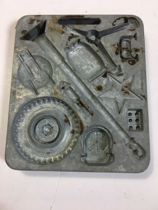1965 Mattel Thingmaker US Army Soldier And Equipment Six Piece Mold Set 7