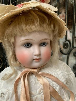 Rare Antique German 639 Belton Head Antique Closed Mouth Doll