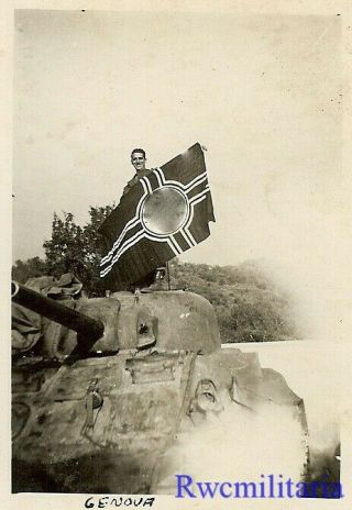 Victory Us Tanker W/ Captured German Standarte On M4 Sherman Tank; Italy