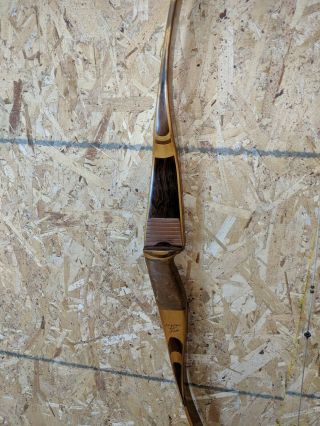 Vintage 1959 Bear Grizzly 50 62 " Recurve Bow Very Sharp