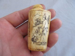 Antique Chinese Hand - Carved Bovine Bone Sex Culture Statues Snuff Bottle T04