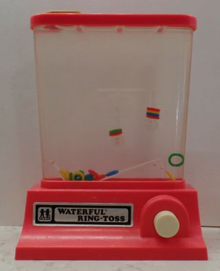 Vintage 1976 Tomy Wonderful Waterfuls N0.  7013 Ring Toss Game W/box