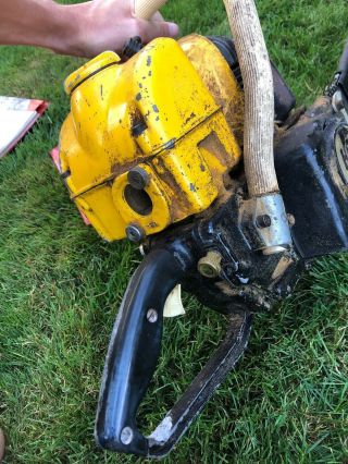 Vintage Hoe R11 Direct Drive Chain Saw Chainsaw 7HP 2 Cycle Very Rare Wonderbar? 7