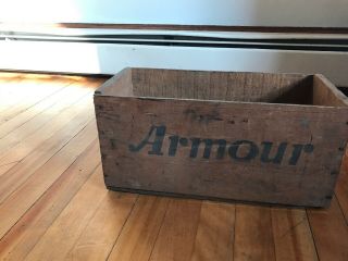 Vintage Armour’s Star Corned Beef Wooden Crate Brazil.  Advertising 8