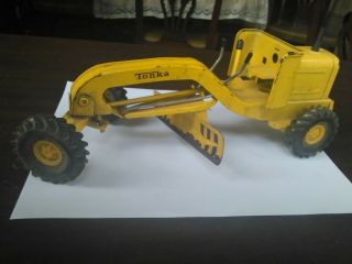 VINTAGE CONSTRUCTION TOY TRUCK 11 