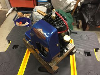 Vintage Briggs & Stratton Model WMB Kick Start Engine Runs 2