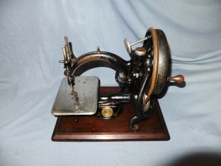 1893 Wilcox & Gibbs Hand Crank Sewing Machine British Model
