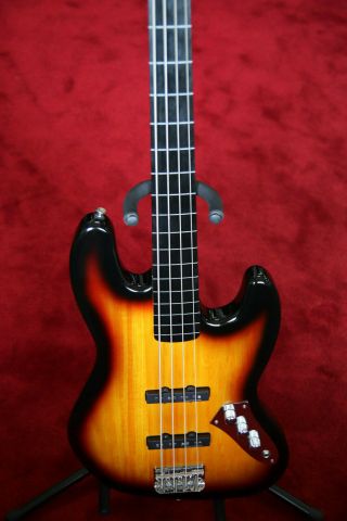 Fender Squier Vintage Modified Fretless Jazz Bass 4 - String Sunburst Single Coil 5