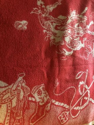 Vtg 1950 ' s Red Ivory Bed Blanket Ranch Western Cowboy Covered Wagon Rifle Brand 4