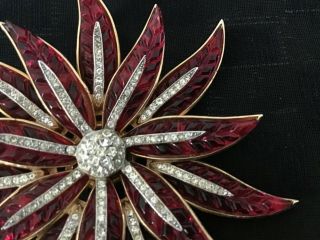 Iconic TRIFARI ALFRED PHILIPPE RUBY RED POINSETTIA brooch - PERFECT 5