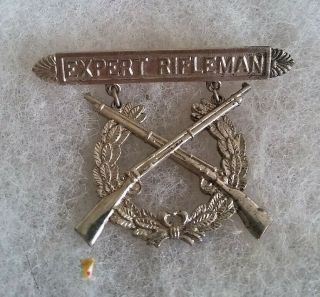 Expert Rifleman Badge United States Marine Corps Military Pin Badge