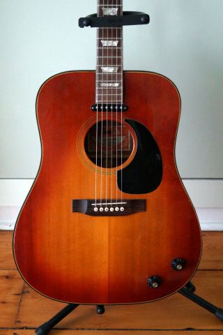 Vintage 1971 Gibson J 160e acoustic electric guitar and hard case 2