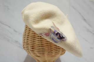 Vintage Chanel Ivory Off White Wool 100 X Cc Logo Flower Beret Hat A700