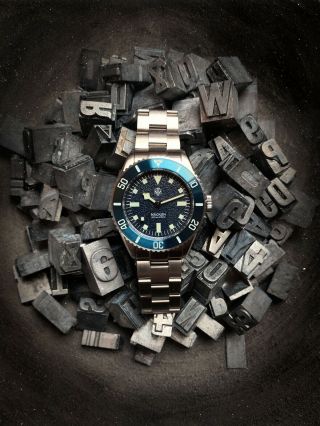 Nth NÄcken Vintage Blue - Auto Diver 40mm,  Sapphire Ar