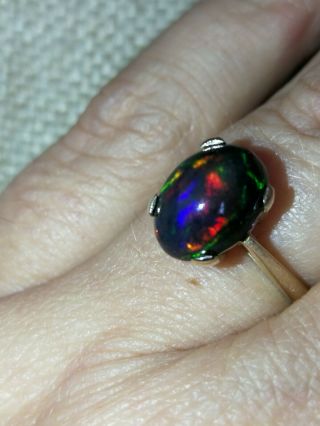Outstanding Natural solid Black neon rainbow Fire Opal ring 9ct gold M vtg 4