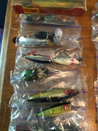 Vintage Umco Tackle Box Loaded With Fishing Lures 3