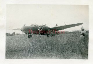 Wwii Photo - Captured Japanese Mitsubishi G4m Betty Bomber Plane - Hankou China