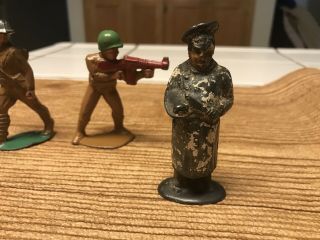 Vintage Lead Soldiers Manoil Barclay 3