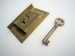 Antique brass cut cabinet drawer lock with key 2 15/16 