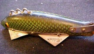 Vintage Green Scale Heddon Fishing Decoy Antique Tackle Box Bait Spearing Musky 7
