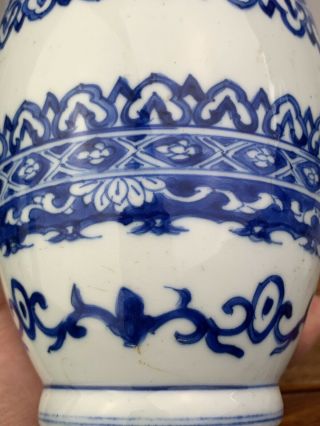 antique chinese blue and white jar 18thC kangxi period 5