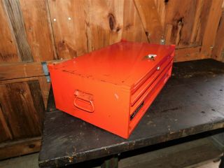 VINTAGE SNAP ON MID SECTION MIDDLE TOOL BOX CHEST,  RED 3 DRAWER WITH KEY 4