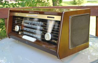 Vintage Philips Stereo Tube Wood,  FM/AM Radio - Model B5X33A/54 - 3