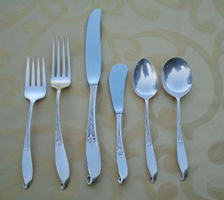 Wallace " Wishing Star " Sterling Silver Service For 8 Set Forks Spoons Knives