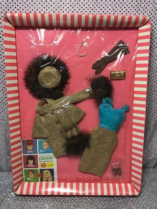 Vintage 1647 Gold ‘n Glamour 1965 Barbie Fashion Outfit