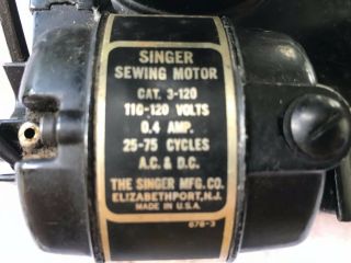 Vintage 1947s SINGER FEATHERWEIGHT Model 221=1 Portable SEWING MACHINE - - 5