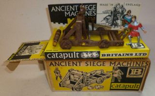 Britains Vintage Plastic Boxed 4675 Ancient Siege Machine - Catapault - 1960 