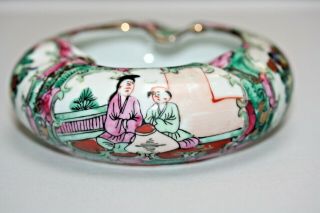 Vintage Chinese Medallion Famille Rose Hand Painted Porcelain Ash Tray 3