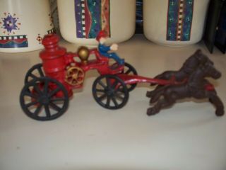 Vintage Antique Cast Iron Metal Toy / Horse Drawn Fire Pumper Wagon