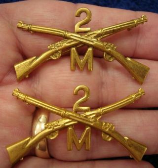 Two Early U.  S.  Army 2nd Infantry Regiment Co.  " M " Crossed Rifles Collar Insignia