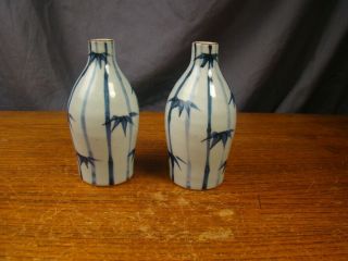 Japanese Meiji Signed Hirado Arita Porcelain Vases With Bamboo Shimazu Crest