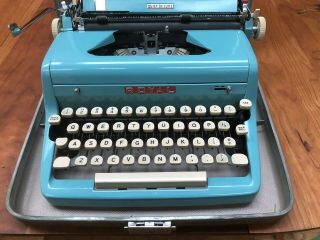 Vintage Royal Quiet De Luxe Blue Turquoise Portable Typewriter 4