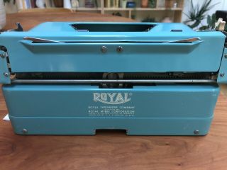 Vintage Royal Quiet De Luxe Blue Turquoise Portable Typewriter 6