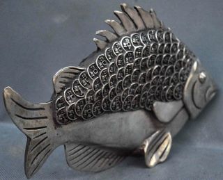 Collectable Chinese Old Handwork Miao Silver Carve Vivid Goldfish Noble Statue 4