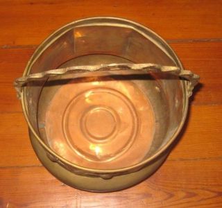 ARTS & CRAFT HAND RIVETED & HAMMERED DETAIL COPPER & BRASS FOOTED BUCKET/KETTLE 2