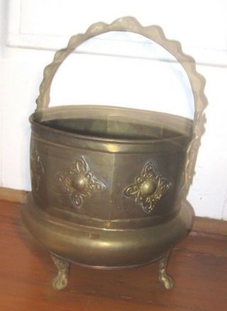 ARTS & CRAFT HAND RIVETED & HAMMERED DETAIL COPPER & BRASS FOOTED BUCKET/KETTLE 4