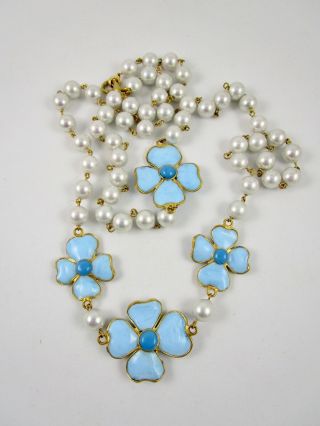 French Gripoix Turquoise Poured Glass Pearl Flower Necklace