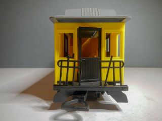 Timpo Midnight Special or Prairie Rocket Yellow passenger carriage,  passenger 2