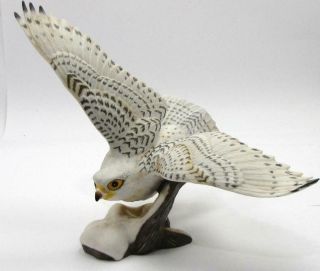 1988 Franklin Porcelain Reportorial Birds Of Prey Falcon Figurine