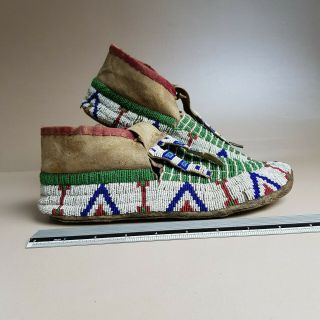 Antique Classic Sioux (Lakota/ Dakota) Beaded Moccasins,  circa 1880 - 1890 4